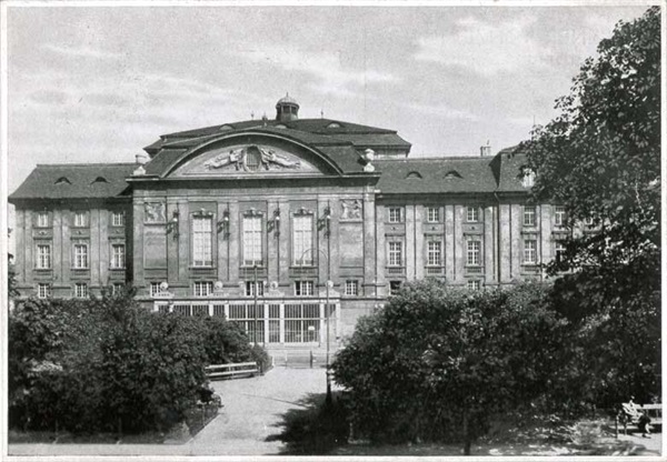 Postkarte Wiener Konzerthaus Fassade Lothringerstraße, 1945